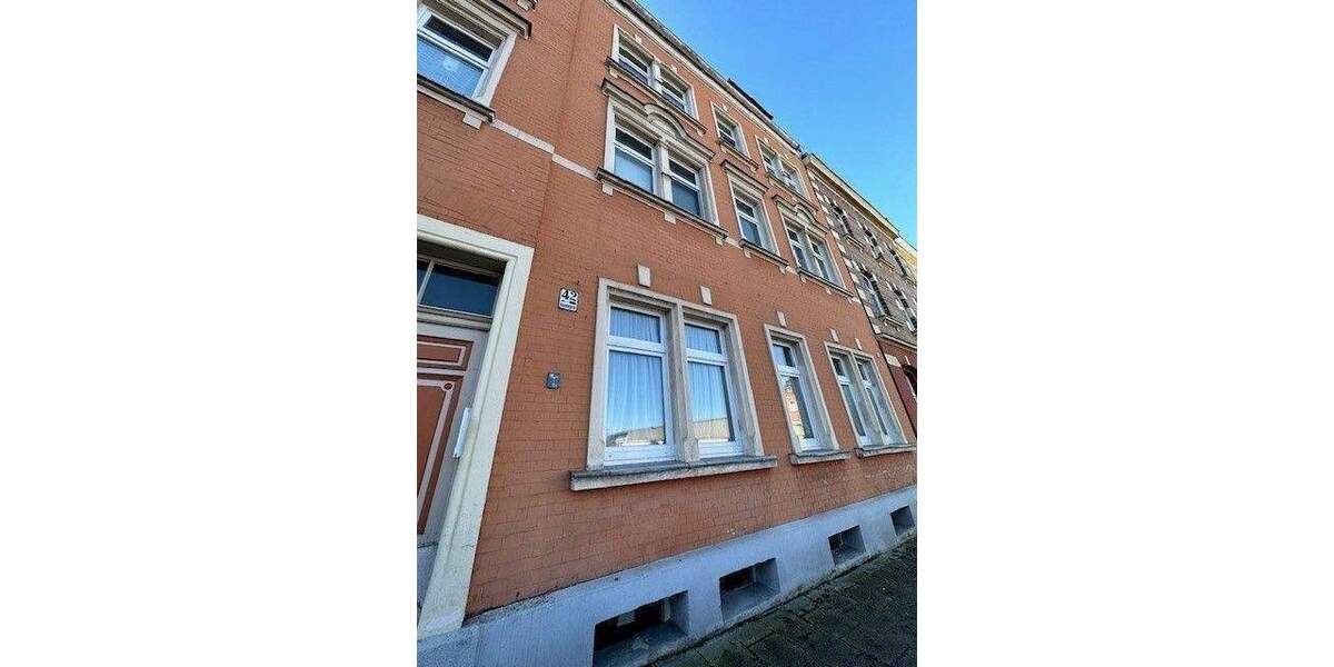 Terrassenwohnung Hof Innenstadt - 4 Zimmer, 70 m&sup2;, 430&euro; | Angebot:26128126