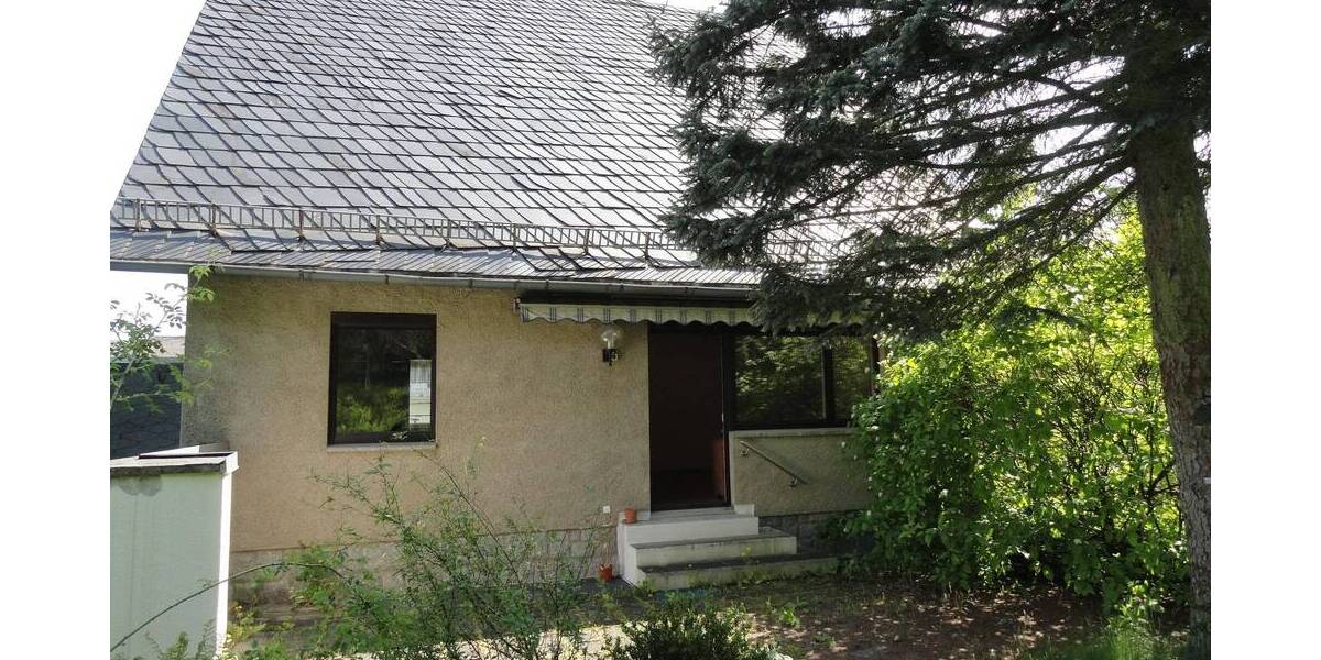 Einfamilienhaus Plauen Südvorstadt - 7 Zimmer, 175 m&sup2;, 249.000&euro; | Angebot:25662038