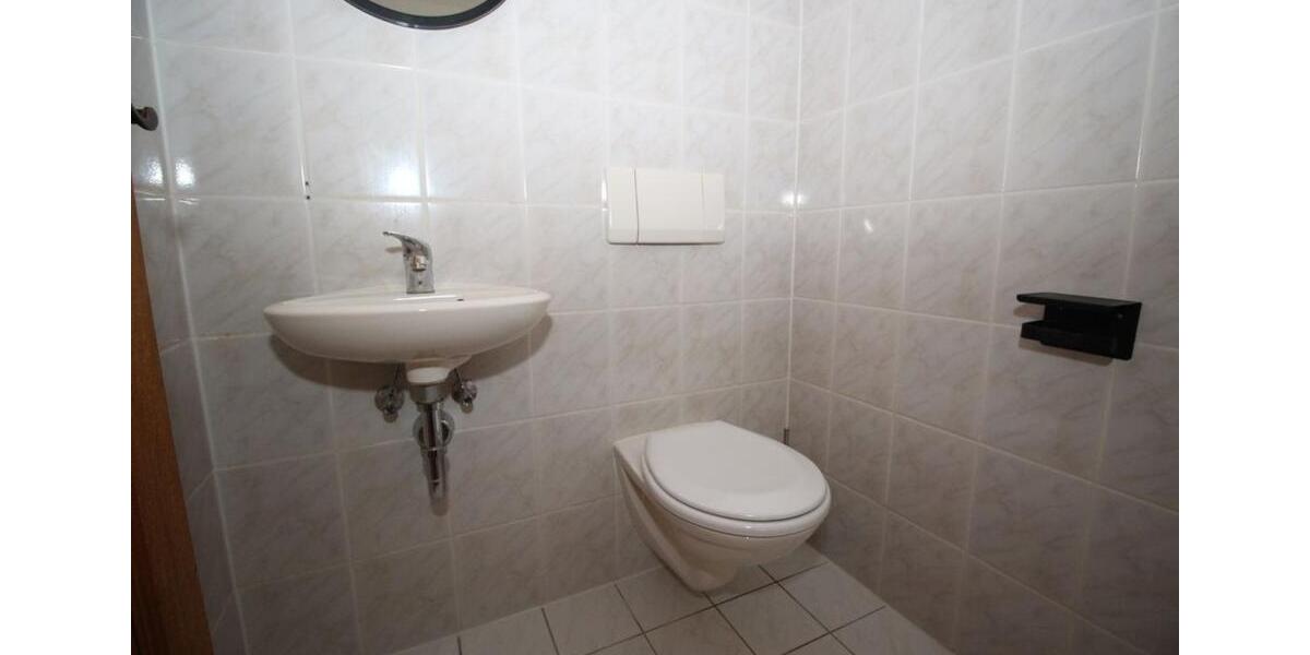 Dachgeschoßwohnung Plauen Bahnhofsvorstadt - 2 Zimmer, 59 m&sup2;, 314&euro; | Angebot:23768181