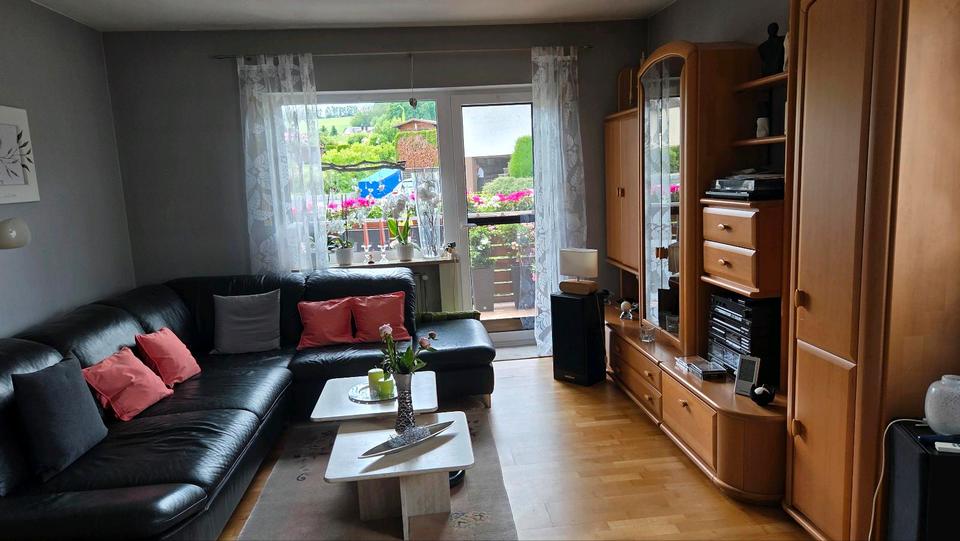 Etagenwohnung Döhlau - 3 Zimmer, 87 m&sup2;, 198.000&euro; | Angebot:24817061