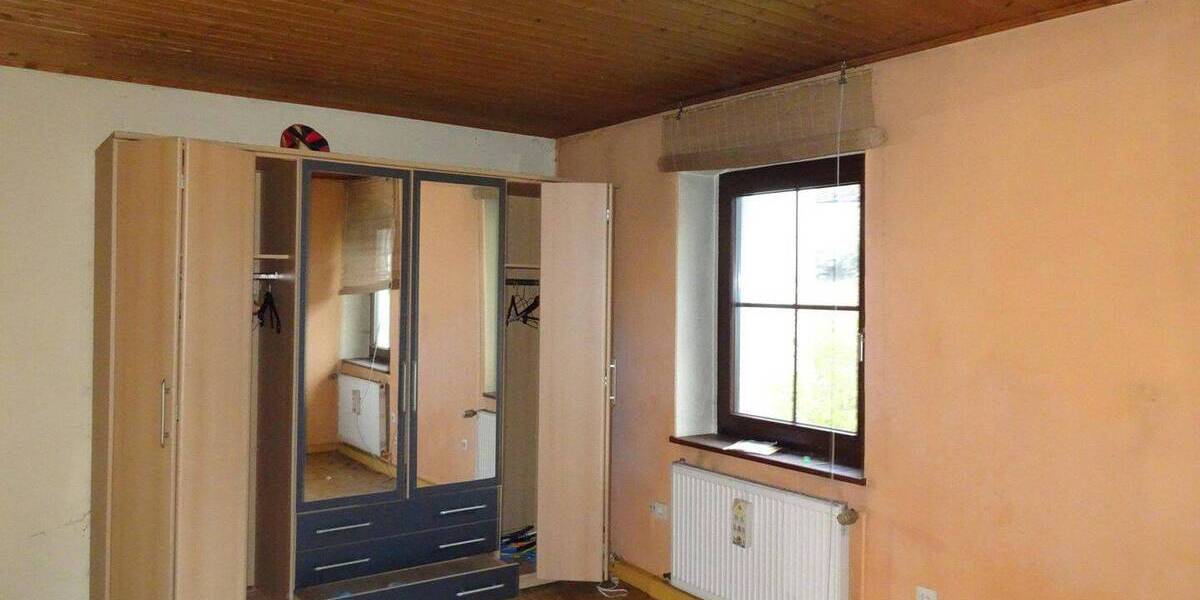 Bauernhaus, Landhaus Schwarzenbach am Wald Pillmersreuth - 5 Zimmer, 200 m&sup2;, 115.000&euro; | Angebot:26841293