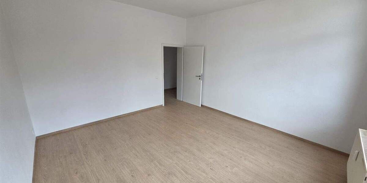 Etagenwohnung Plauen Südvorstadt - 2 Zimmer, 63 m&sup2;, 26.000&euro; | Angebot:26205286