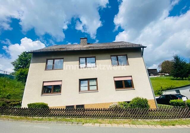 Einfamilienhaus Schwarzenbach am Wald / Meierhof Meierhof - 8 Zimmer, 240 m&sup2;, 210.000&euro; | Angebot:25824296