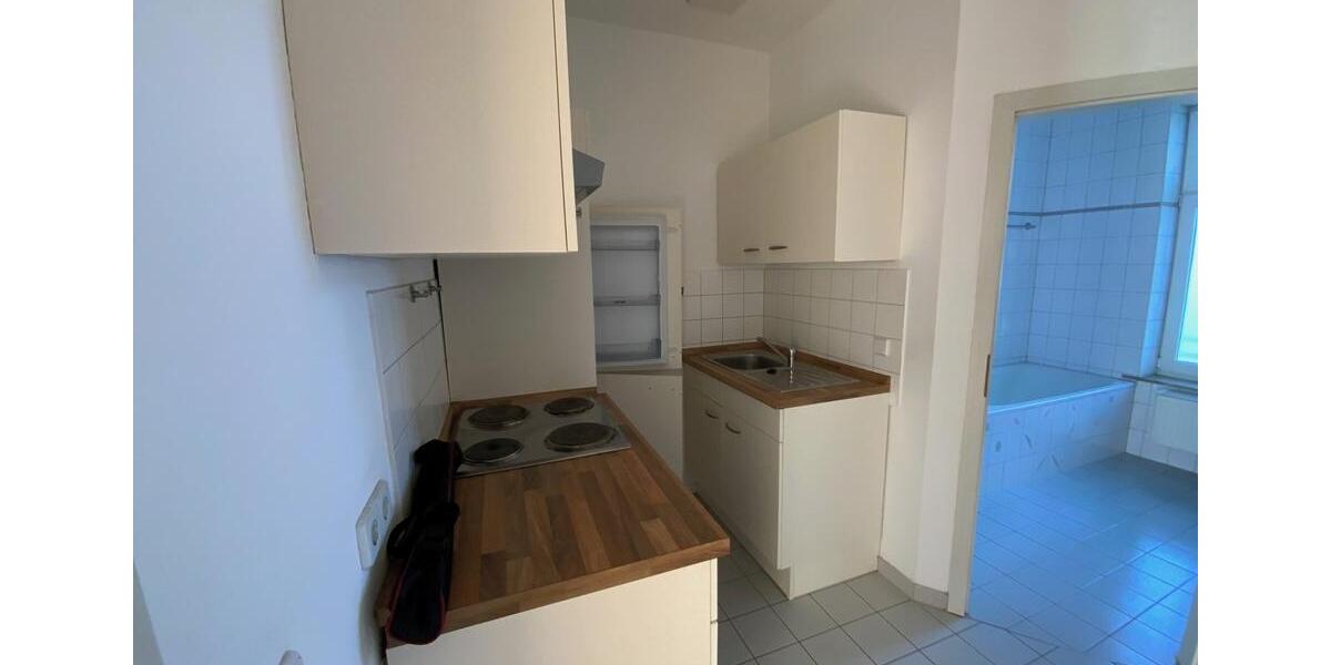 Etagenwohnung Plauen Altstadt - 2 Zimmer, 53 m&sup2;, 300&euro; | Angebot:24598519