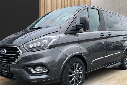 Ford Tourneo Custom 63.000 km 31.990 &euro; Trieb 08239