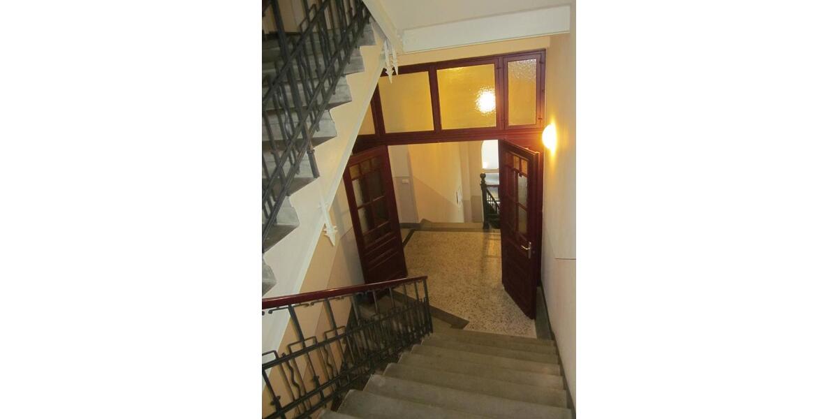 Etagenwohnung Plauen - 2 Zimmer, 60 m&sup2;, 360&euro; | Angebot:25143003