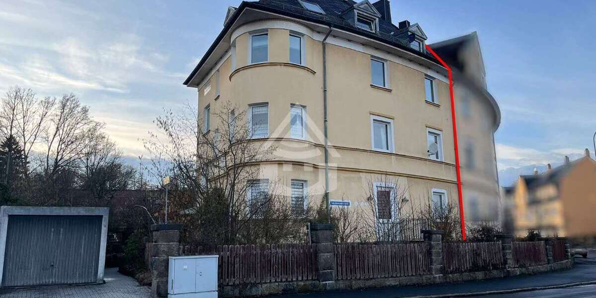 Einfamilienhaus Selb - 10 Zimmer, 255 m&sup2;, 249.000&euro; | Angebot:26111212