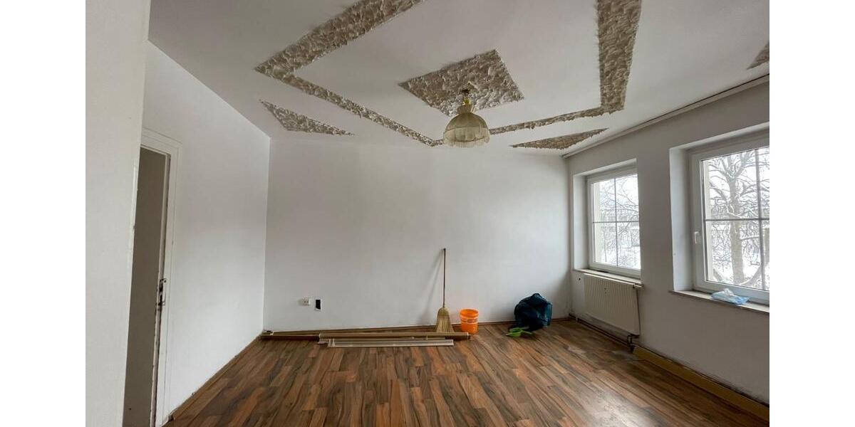 Mehrfamilienhaus, Wohnhaus Rehau - 12 Zimmer, 331 m&sup2;, 139.000&euro; | Angebot:25392276