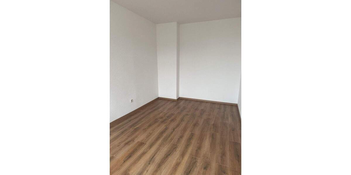 Etagenwohnung Plauen Preißelpöhl - 2 Zimmer, 41 m&sup2;, 250&euro; | Angebot:25747588