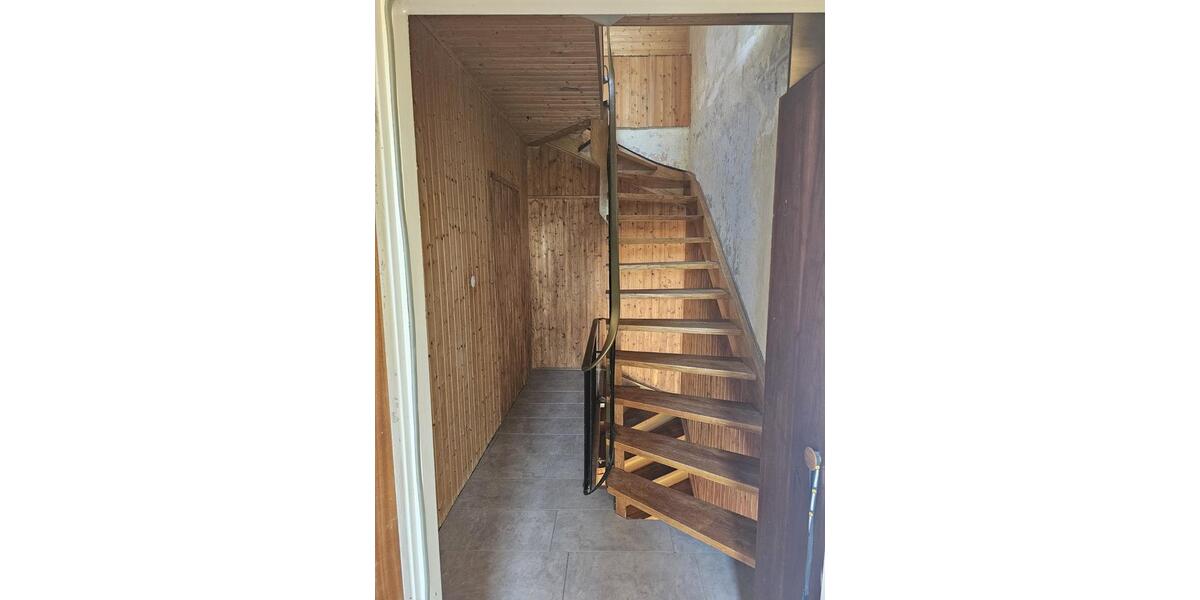 Mehrfamilienhaus, Wohnhaus Münchberg - 9 Zimmer, 200 m&sup2;, 125.000&euro; | Angebot:26973814
