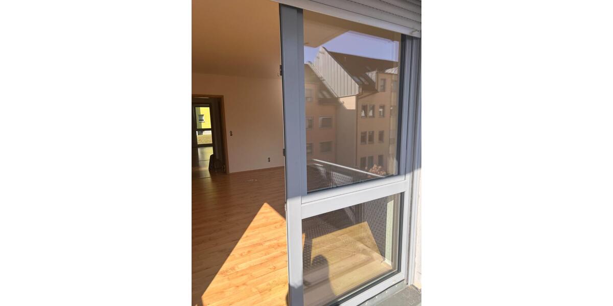 Etagenwohnung Plauen - 2 Zimmer, 59 m&sup2;, 339&euro; | Angebot:25866317