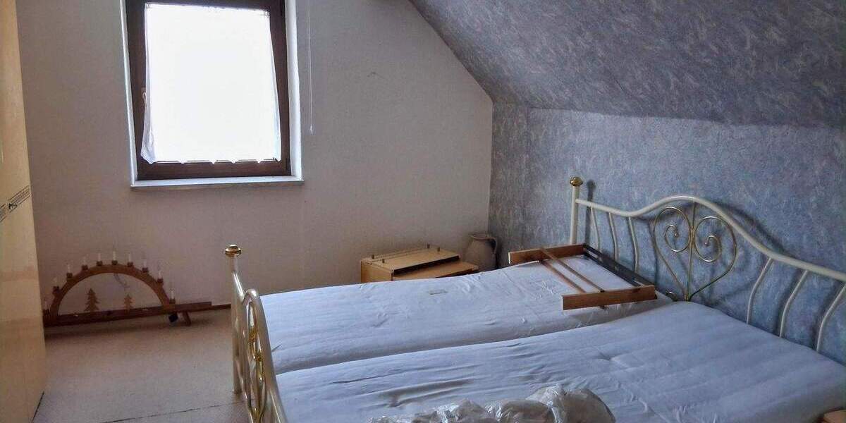 Einfamilienhaus Plauen Reißig - 6 Zimmer, 131 m&sup2;, 275.000&euro; | Angebot:25820909