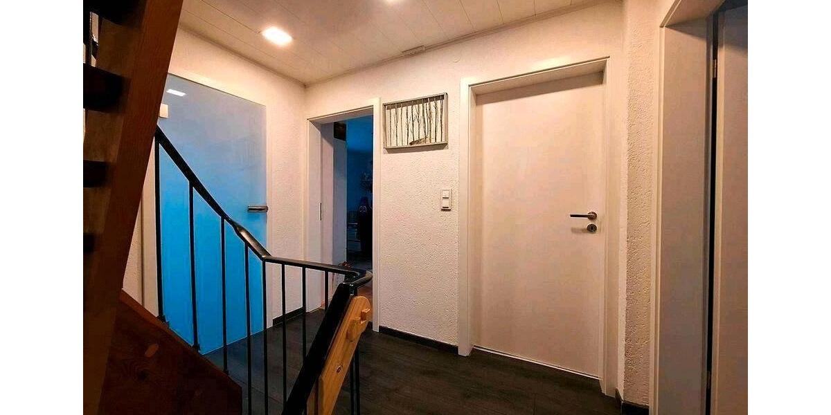 Reihenhaus Hof Christiansreuth - 4 Zimmer, 110 m&sup2;, 284.000&euro; | Angebot:26268348