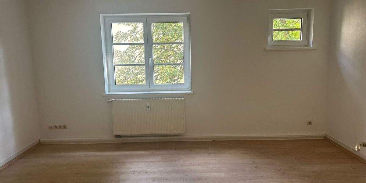 Etagenwohnung Plauen Reusa - 3 Zimmer, 62 m&sup2;, 31.000&euro; | Angebot:25688655