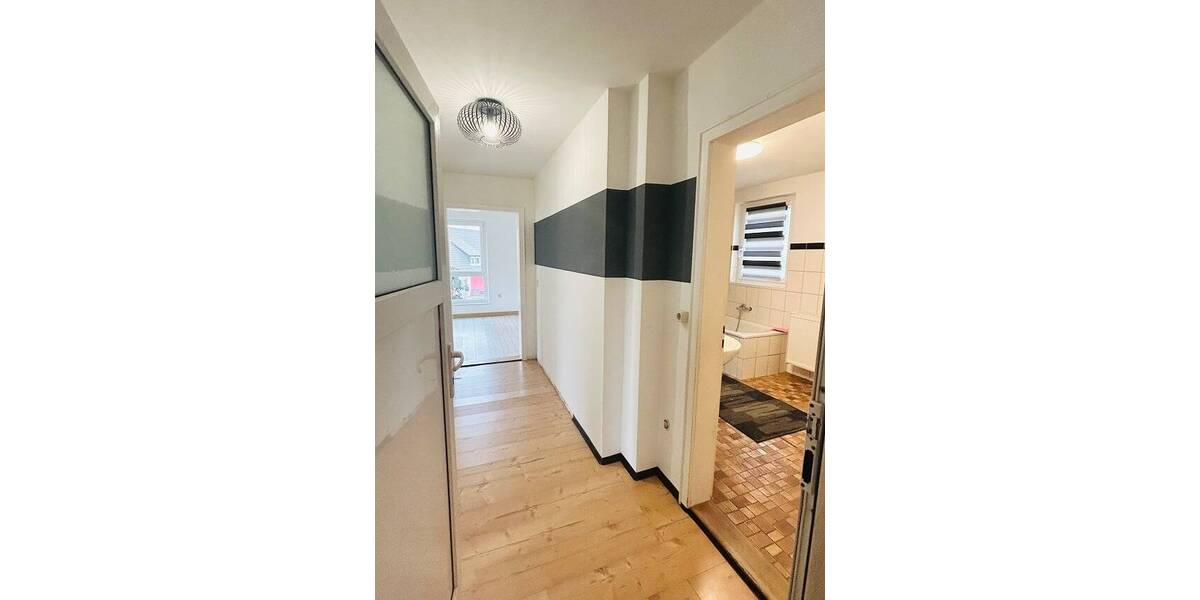 Einfamilienhaus Döhlau - 6 Zimmer, 195 m&sup2;, 270.000&euro; | Angebot:26085271