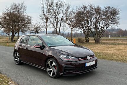 VW Golf 36.000 km 18.800 &euro; Bad Steben 95138