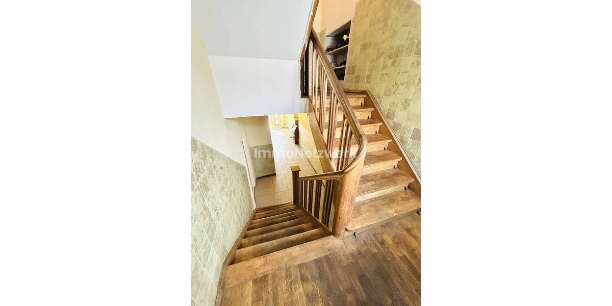 Mehrfamilienhaus, Wohnhaus Konradsreuth - 9 Zimmer, 305 m&sup2;, 249.000&euro; | Angebot:25751464