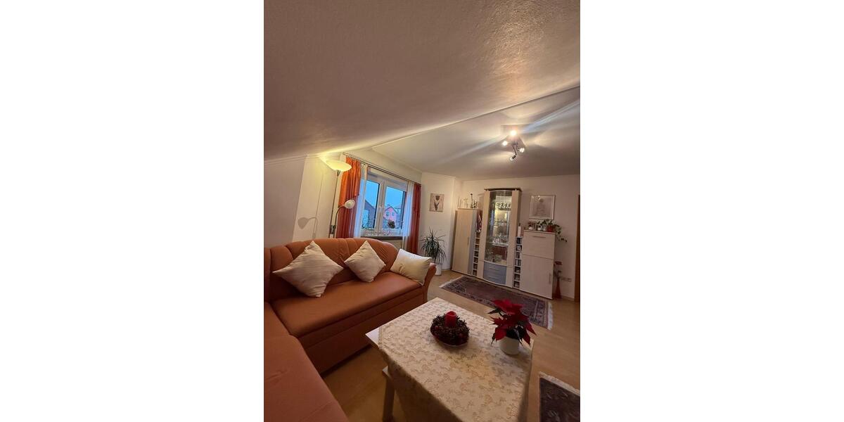 Dachgeschoßwohnung Hof Altstadt - 2 Zimmer, 55 m&sup2;, 125.000&euro; | Angebot:26124080