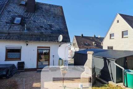 Haus Sparneck - 4 Zimmer, 83 m&sup2;, 155.000&euro; | Angebot:25196641