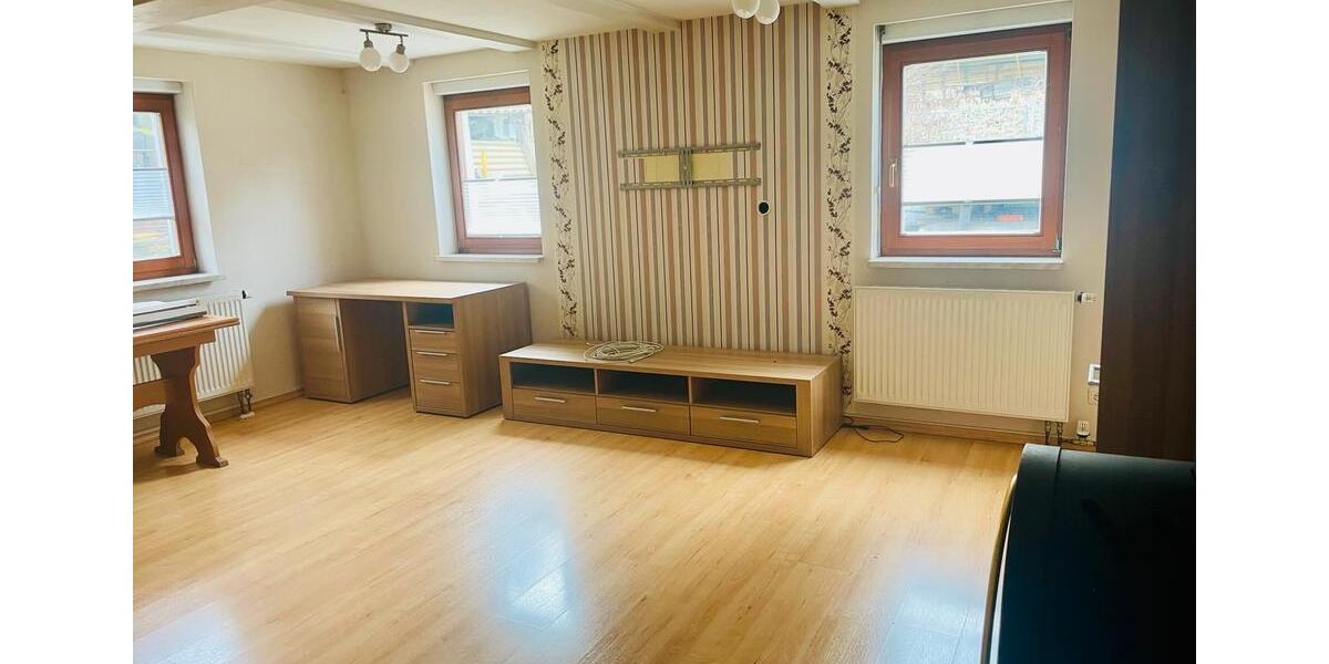 Mehrfamilienhaus, Wohnhaus Bad Lobenstein - 4 Zimmer, 240 m&sup2;, 169.000&euro; | Angebot:25838085