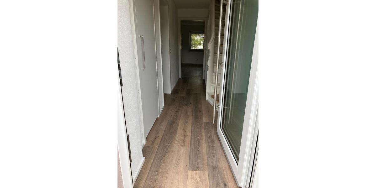 Etagenwohnung Stammbach - 3 Zimmer, 100 m&sup2;, 980&euro; | Angebot:26653336