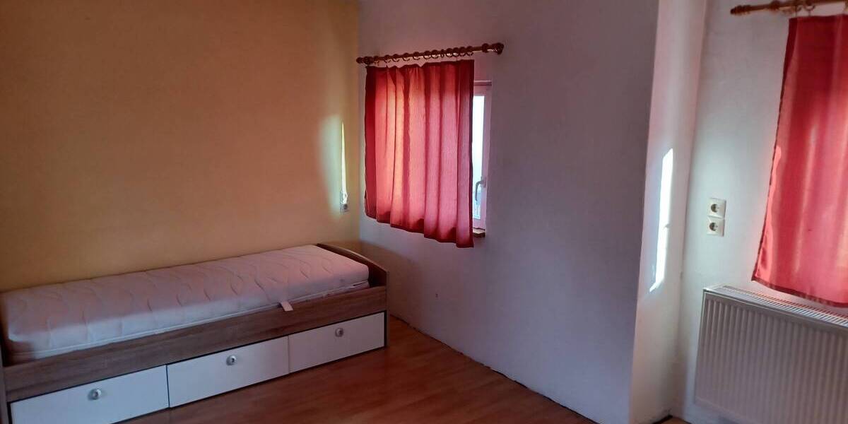 Reihenmittelhaus Plauen Südvorstadt - 5 Zimmer, 96 m&sup2;, 124.000&euro; | Angebot:25741456