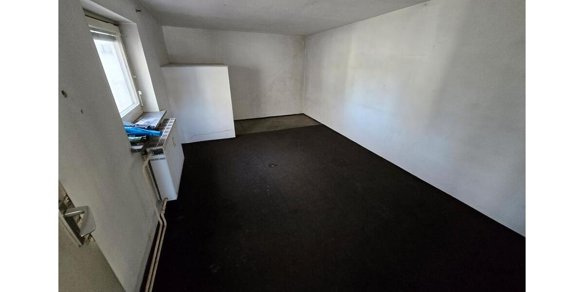 Erdgeschoßwohnung Rehau - 4 Zimmer, 127 m&sup2;, 175.000&euro; | Angebot:25963257