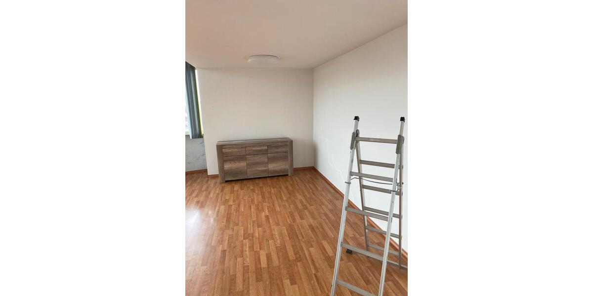 Erdgeschoßwohnung Plauen Bahnhofsvorstadt - 3 Zimmer, 115 m&sup2;, 160.000&euro; | Angebot:26726669