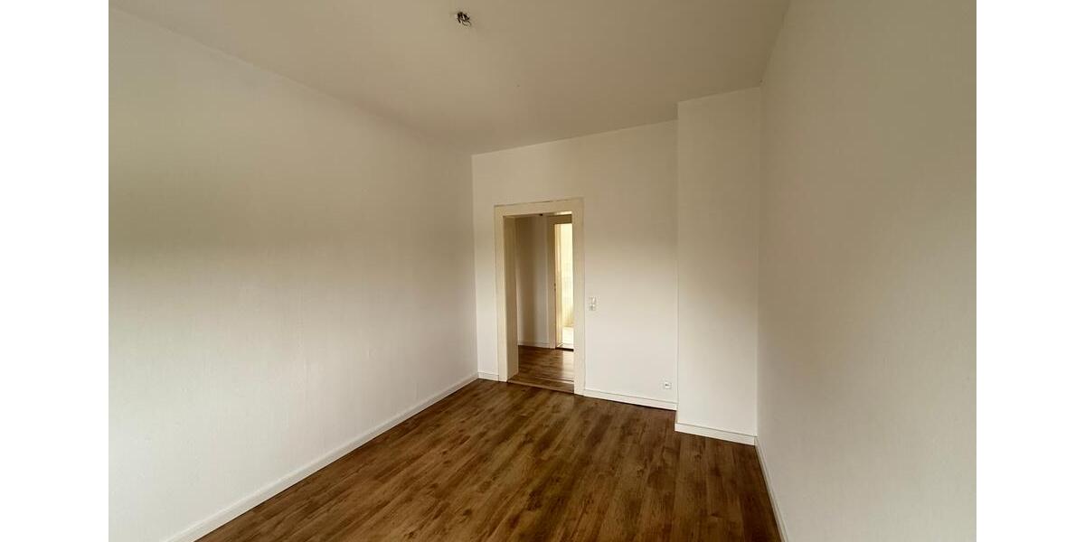 Etagenwohnung Plauen Alt Chrieschwitz - 2 Zimmer, 54 m&sup2;, 290&euro; | Angebot:22445556