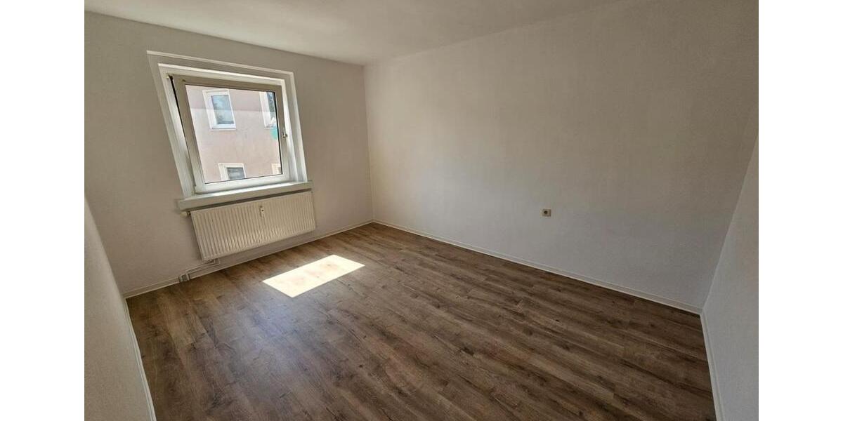 Etagenwohnung Hof Christiansreuth - 3 Zimmer, 55 m&sup2;, 360&euro; | Angebot:26649490