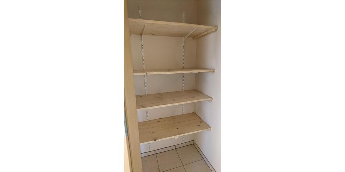 Etagenwohnung Berg - 3 Zimmer, 80 m&sup2;, 581&euro; | Angebot:25978812