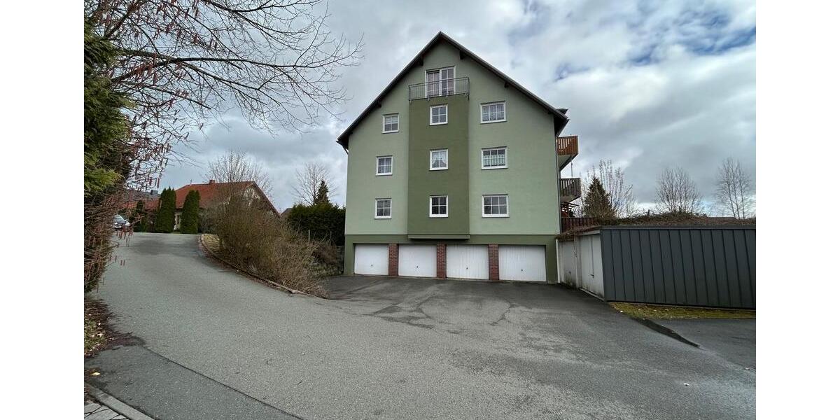 Hochparterre Helmbrechts - 2 Zimmer, 71 m&sup2;, 89.000&euro; | Angebot:25721230