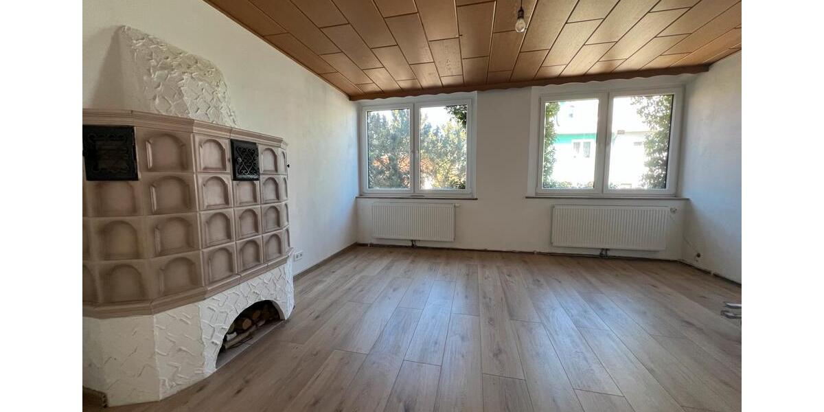Erdgeschoßwohnung Selb - 3 Zimmer, 92 m&sup2;, 800&euro; | Angebot:26405867