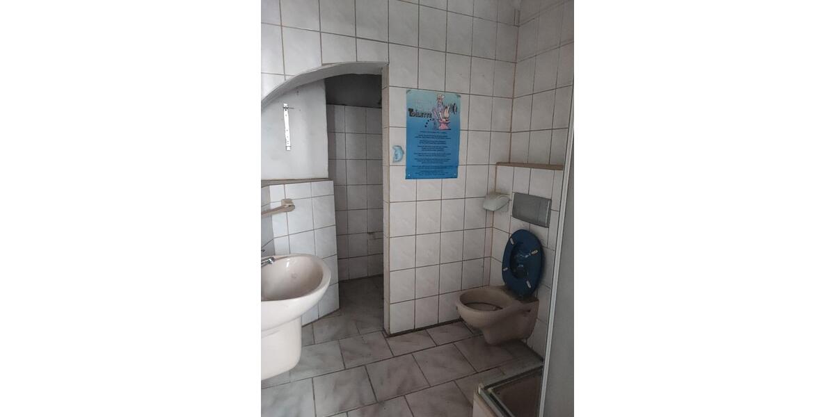 Mehrfamilienhaus, Wohnhaus Tanna - 7 Zimmer, 180 m&sup2;, 62.500&euro; | Angebot:25543043