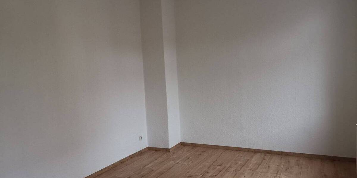 Etagenwohnung Plauen Westend - 2 Zimmer, 50 m&sup2;, 275&euro; | Angebot:26851361