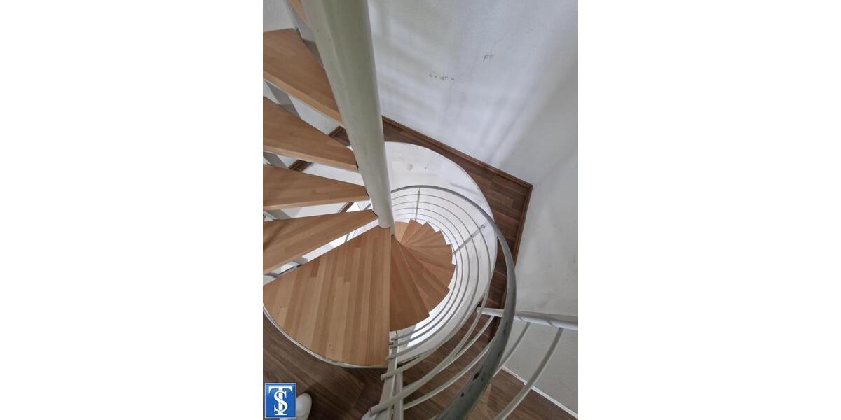 Etagenwohnung Plauen Bahnhofsvorstadt - 2 Zimmer, 80 m&sup2;, 320&euro; | Angebot:15417585