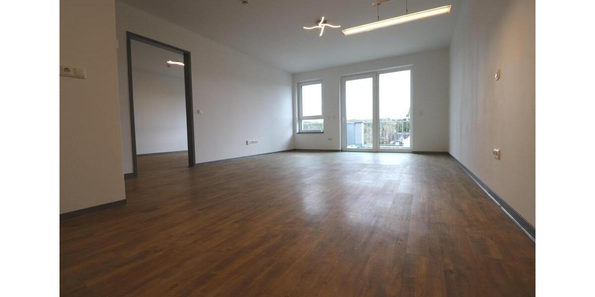 Etagenwohnung Lichtenberg - 2 Zimmer, 70 m&sup2;, 701&euro; | Angebot:26336129