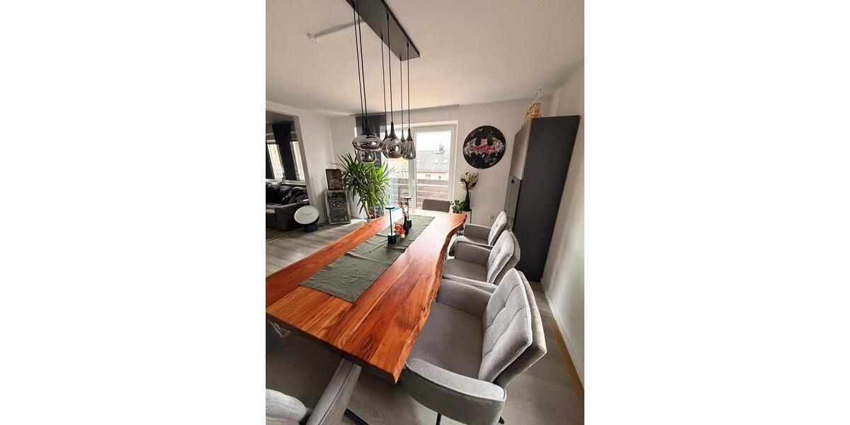Etagenwohnung Selb - 4 Zimmer, 110 m&sup2;, 165.000&euro; | Angebot:26808268