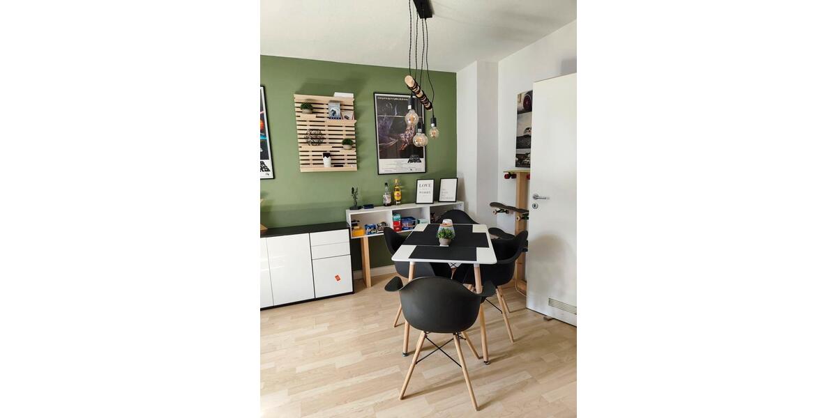 Dachgeschoßwohnung Hof Altstadt - 1 Zimmer, 70 m&sup2;, 660&euro; | Angebot:26621749