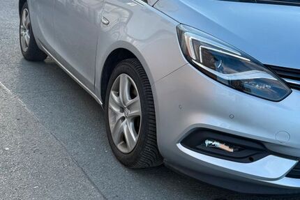 Opel Zafira Tourer 94.902 km 13.700 &euro; hof 95030