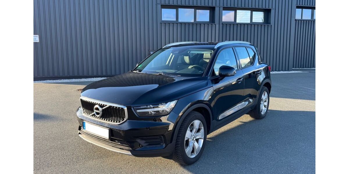Volvo XC40 103.938 km 22.400 &euro; Hof 95028