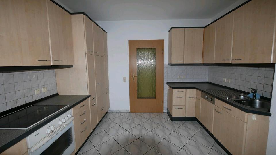 Etagenwohnung Plauen Alt Chrieschwitz - 2 Zimmer, 94 m&sup2;, 130.000&euro; | Angebot:25172560