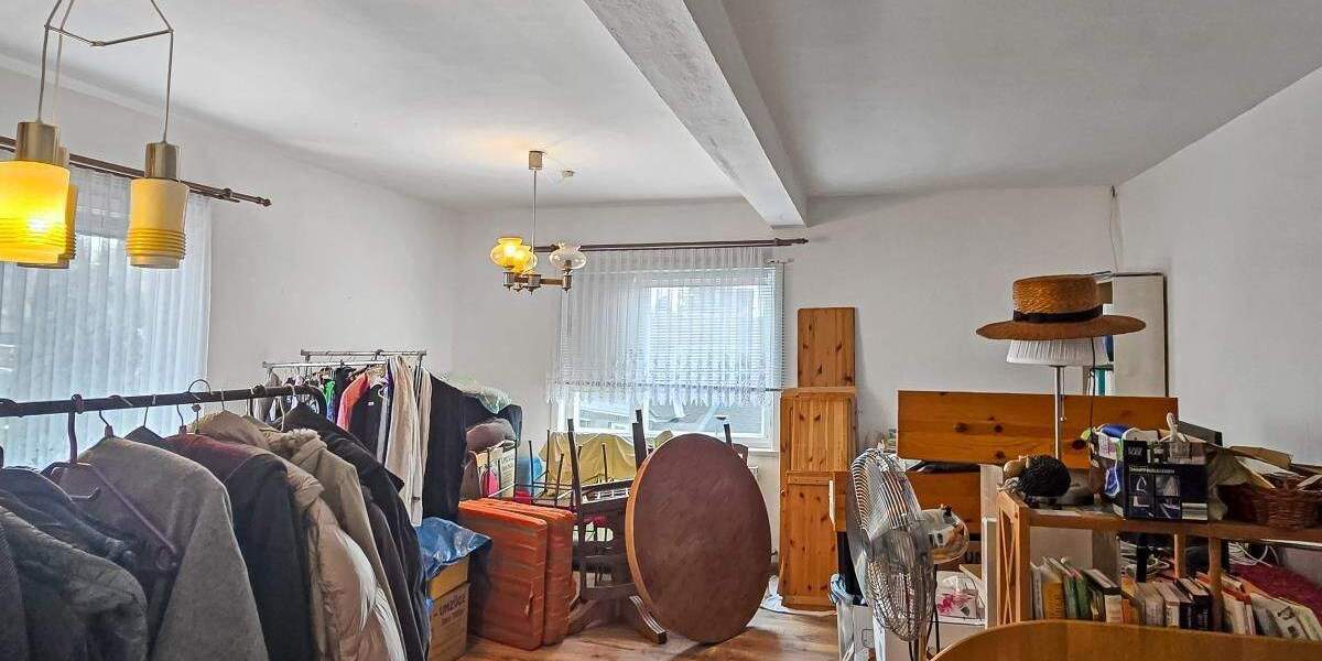 Mehrfamilienhaus, Wohnhaus Bad Lobenstein Oberlemnitz - 1 Zimmer, 225 m&sup2;, 79.999&euro; | Angebot:25700935