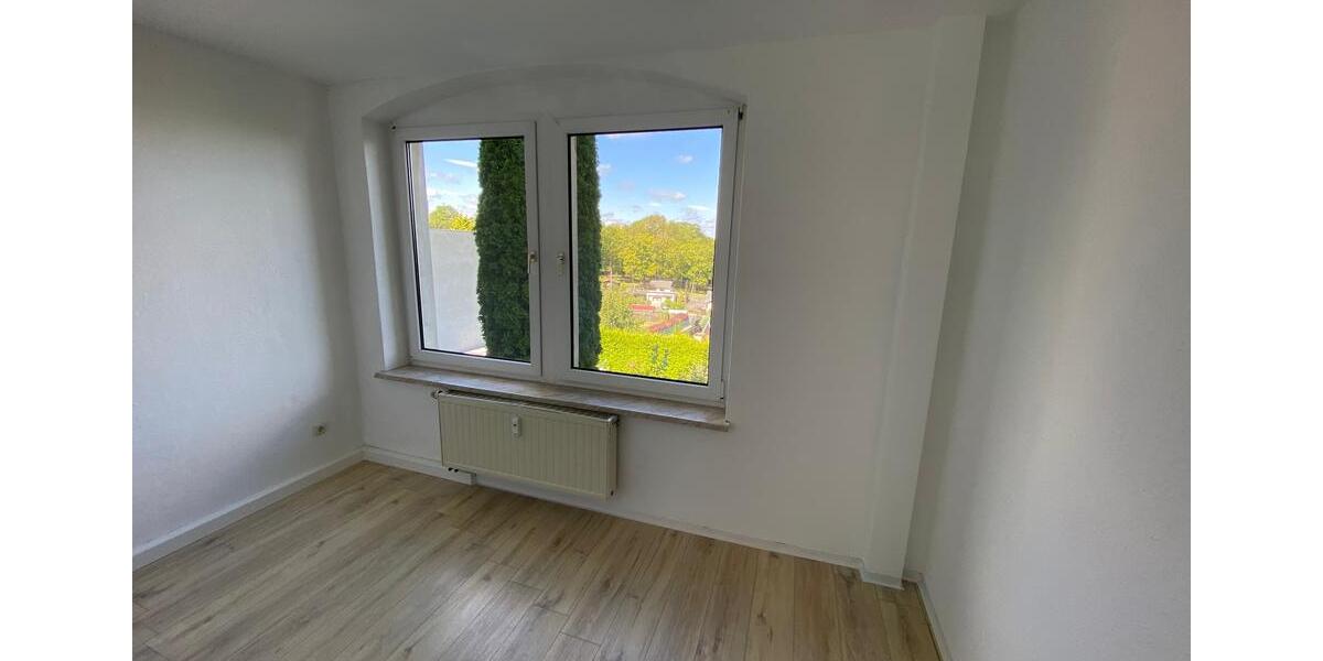 Etagenwohnung Plauen Alt Chrieschwitz - 3 Zimmer, 70 m&sup2;, 350&euro; | Angebot:17334721
