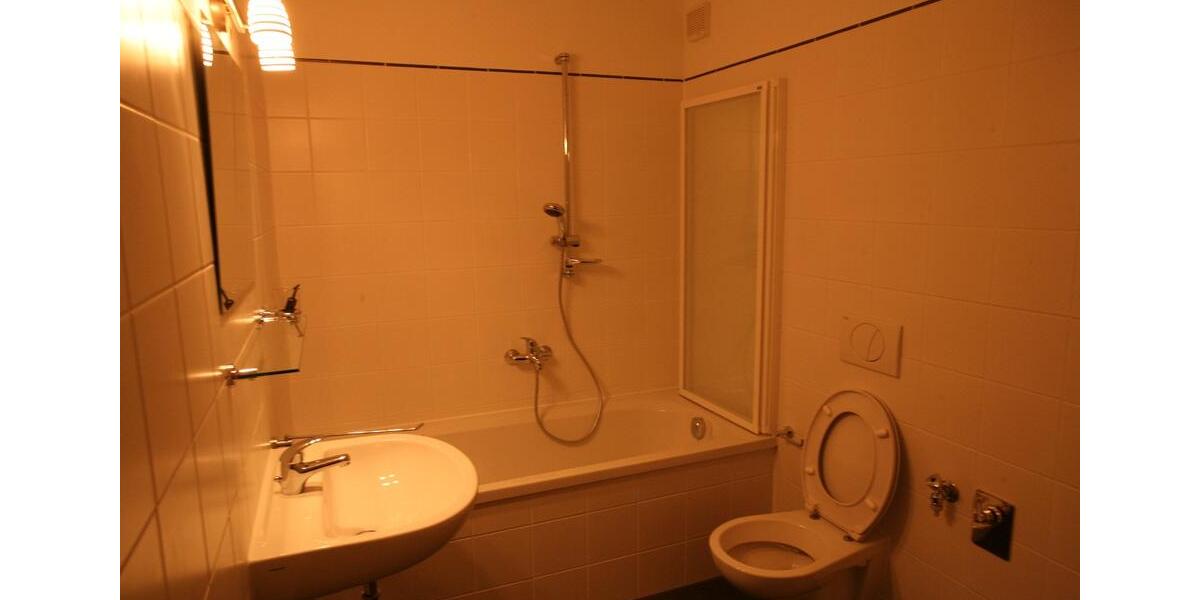 Etagenwohnung Hof Altstadt - 1.5 Zimmer, 41 m&sup2;, 425&euro; | Angebot:26637314