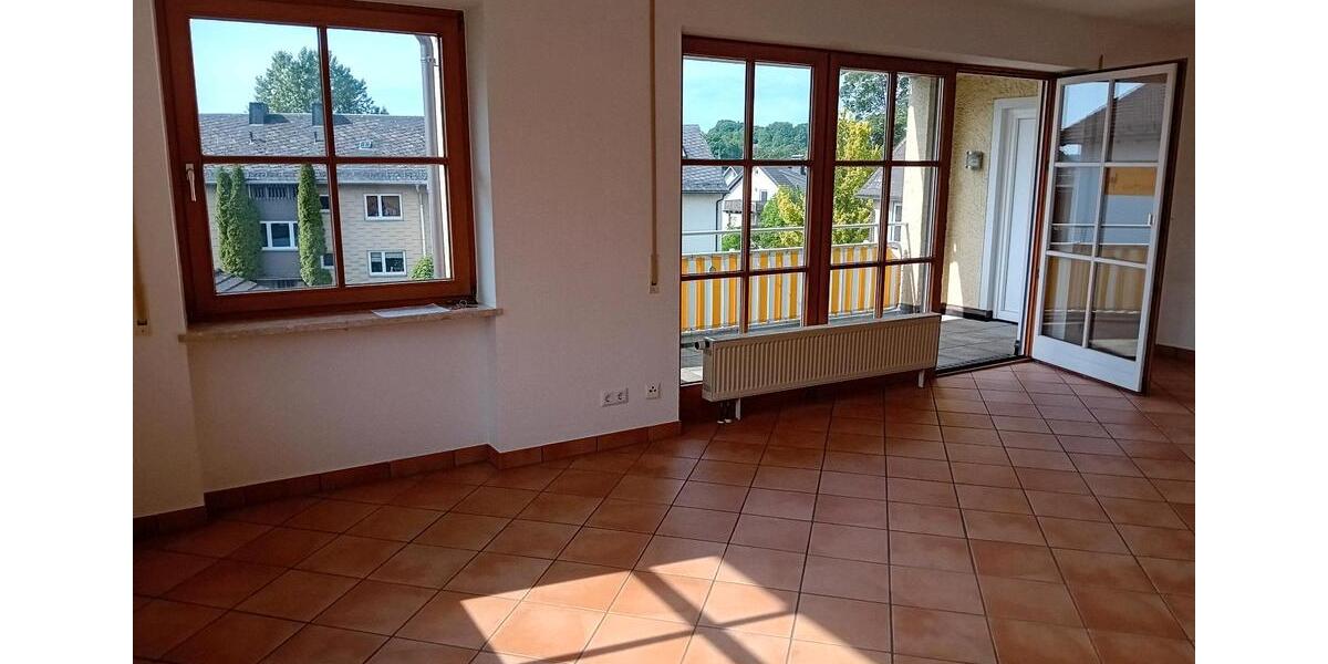 Etagenwohnung Bad Steben - 2 Zimmer, 84 m&sup2;, 180.000&euro; | Angebot:26789099