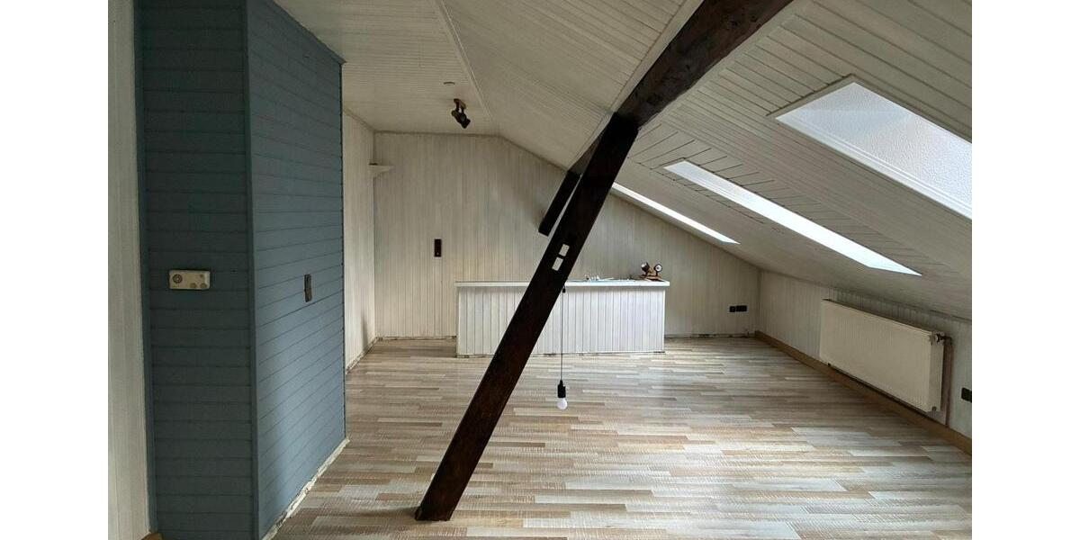 Etagenwohnung Hof Altstadt - 2 Zimmer, 77 m&sup2;, 980&euro; | Angebot:23736200