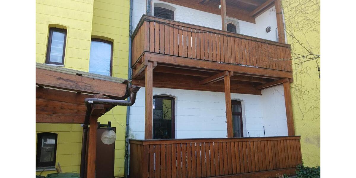 Dachgeschoßwohnung Hof Altstadt - 3 Zimmer, 78 m&sup2;, 529&euro; | Angebot:25086743