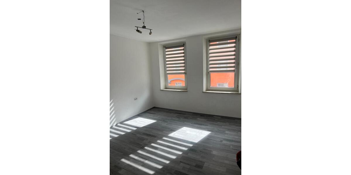 Etagenwohnung Hof Neuhof - 3 Zimmer, 70 m&sup2;, 560&euro; | Angebot:26013003