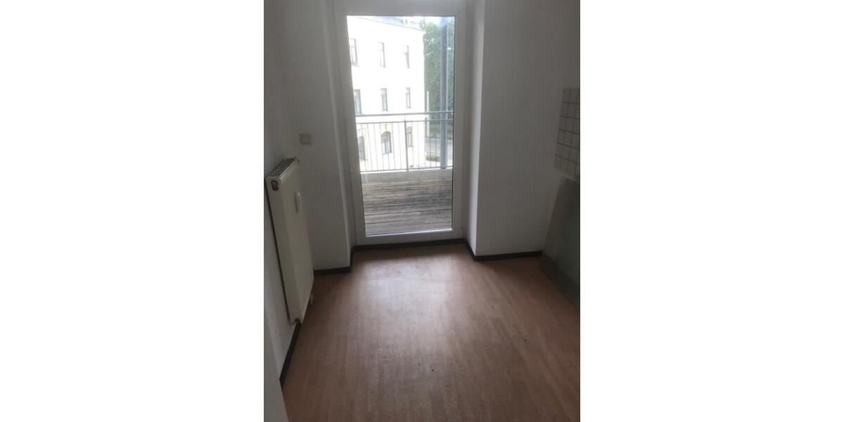 Etagenwohnung Plauen - 1.5 Zimmer, 50 m&sup2;, 250&euro; | Angebot:24773214